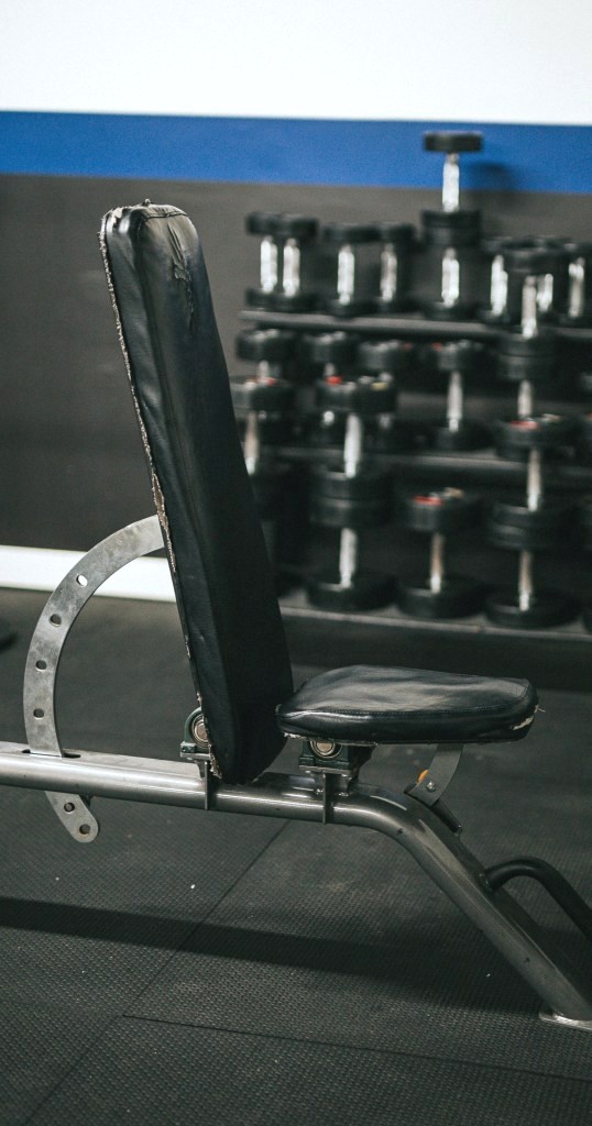 Podesiva klupa za vežbanje