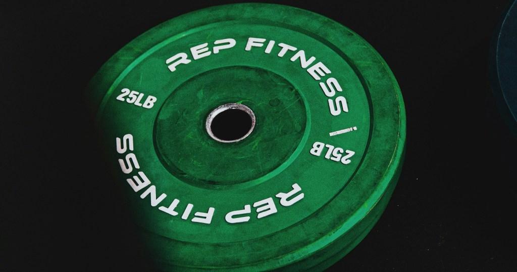 Bumper ploče sa metalnim prstenom